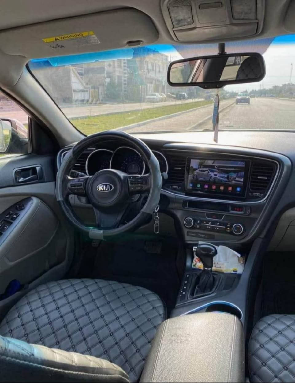 السلام عليكم كيا اوبتما امريكي محرك ٢٤٠٠ بيها الجاملغ الأمامي عكس السائق سرقه والجاملغ الخلفي بجهة السائق بيها منظومة غاز السعر ١٢٥ للتواصل ***********
