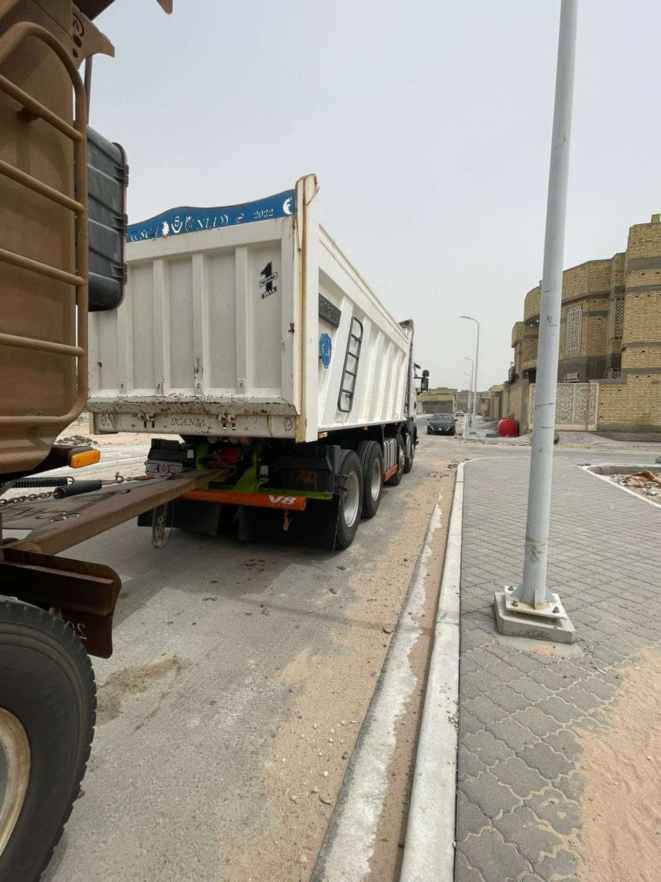 سلام عليكم سياره للبيع مكينه 560 انجكتر مجموعه ورده ٢٦ كير اوالمديل 2014 ابيع عكرب بحده وعربانه بحده عادي سياره مكفوله كفاله عامه راس وعربانه للاستفسار *********** المكان لبصره الزبير @
