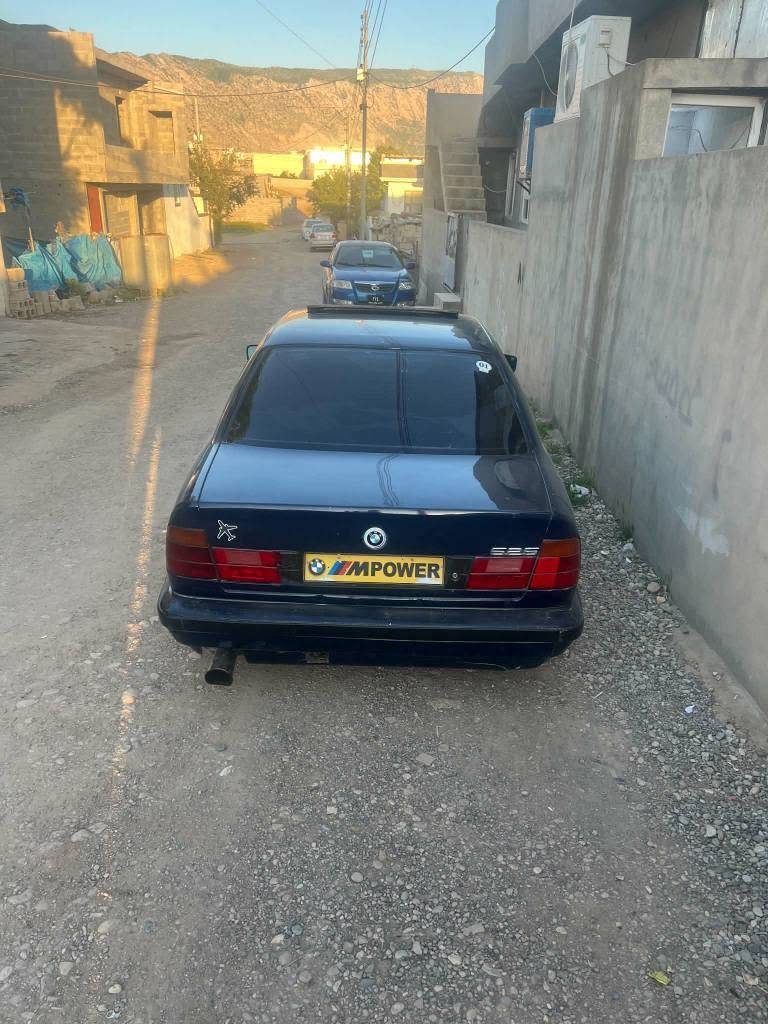 bmw520
گێڕ عادی مەکینەو گێڕبەشەرت 
 سەنەوی خوار
مۆدیل 1993
سەقف سڵایت مەزبوت 
دوو جام کارەبا 
لایت ئەڵقە گێچ ئەڵقە 
چوار تایەو ویلی لۆکی پاکتی 
کارە بای مەزبوت 
27 ماعمەلەش 
*********** الرمادي, الأنبار
