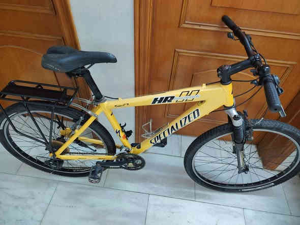 ولا شخط Specialized نظيف جدا معدن المنيوم خفيف بحالة ممتاز تايرات سستم سيباية كشن دبل جميعها اصلية 
*********** رجاءا البيع للجناي فقط
