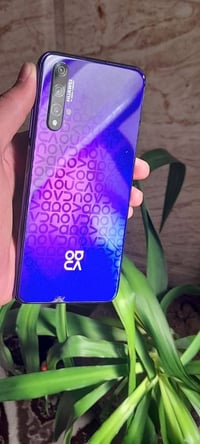 HUAWEI nova 5T للبيع  HUAWEI nova 5T  جهاز نظافه 90% كدامك  ذاكرة : ( ...