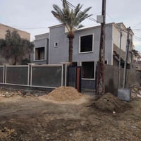 خلفه لبخ ابياض وجراره وتكنيد شغل واجهات وديكورات وفوم وتقطيع وابياض رق...