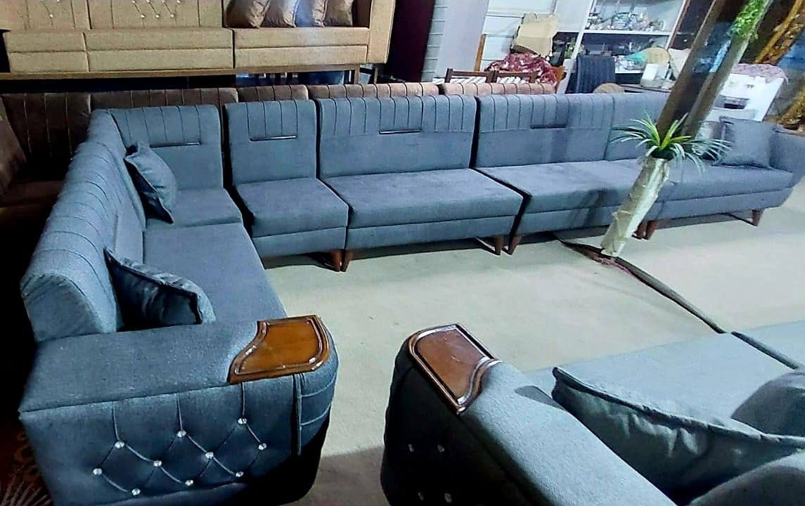 دواويين تسكام جميع القياسات والالوان باسعار مناسبه ديوانيه شارع الخصيمه السايديين قرب زها مول الجهه الثانيه جهه قصابيه السجاد داخل الفرع بضبط ***********
