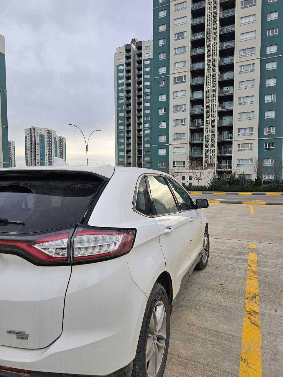 ‎فورد ايدج
2017
‎مواصفات sel
‎مكينه 6 سلندر
‎داخل جلد
‎شاشه سوني
‎رادارات جانبيه
‎حساسات
‎شغال
‎بعد مواصفات هوايه بيه
‎السياره وارد كلين تايتل بدون ضرر
‎تخم تاير جديد
‎المكان سليمانيه
‎السعر جدا مناسب بنظافتها ومواضفاتها.  200$ ومعامله
‎للاستفسار عن السياره 
‎تحويل وكال بشرت
***********
