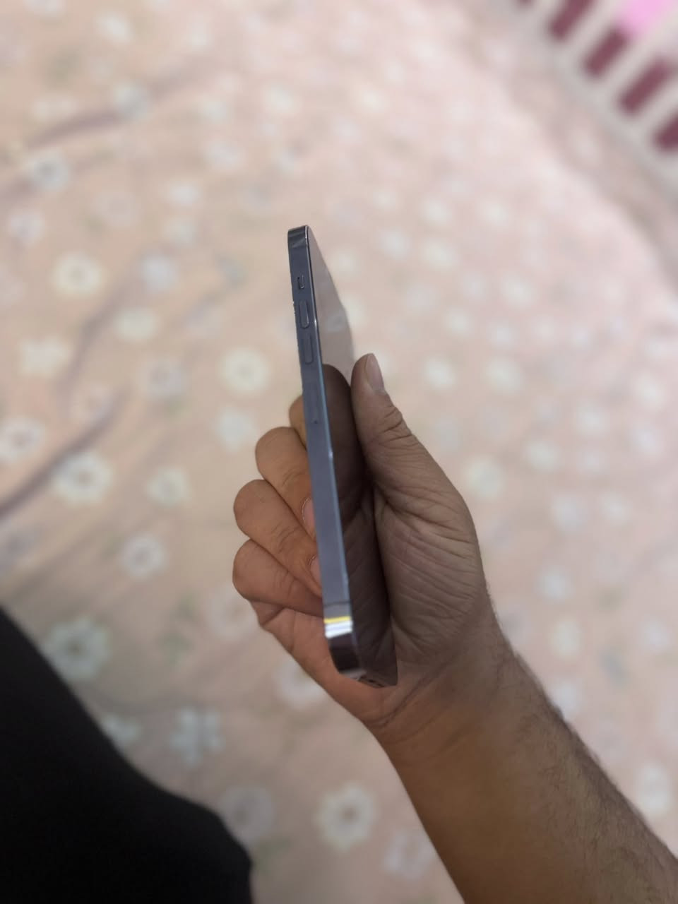 سلام عليكم 13برو ماكس ذاكره 256بطاريه 86لون جهاز بحري بدون ملحقاات شرق اوسط دبل سيم كارت جهاز فقط مبدل ضهرر 
سعر الجهاز570 
مكان مدينه الصدر 
***********
