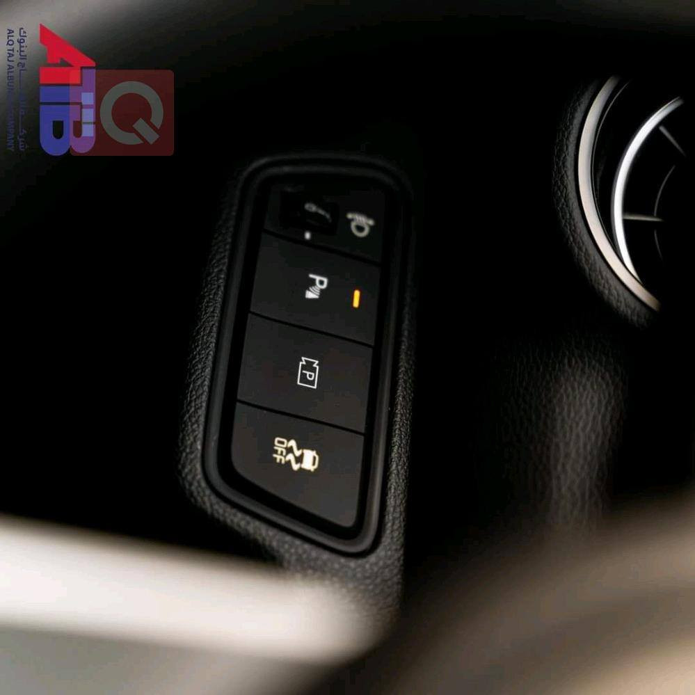 السلام عليكم فقط بيع بدون مراوس مكانها النجف قضاء ابو صخير
للبيع k3 خليجي تجميع الصين موديل 2024 سياره بدون صبغ سياره بحاله الزيرو ماشيه ٢٢ الف ونص نظيفه ومواصفاتها المعروفه مكينه 1500 دبل النوزل الاقتصادي فول مواصفات 
سلايت شاشه كبيرة  لمس حساسات اماميه خلفيه لد نهاري مري شفط وي السويج كشانات جلد 4 انظمه قياده ويلكب كروم 
السياره رقم أربيل  
 ..السعر ب138$$ ورقه 
الرقم *********** واتساب موجود
