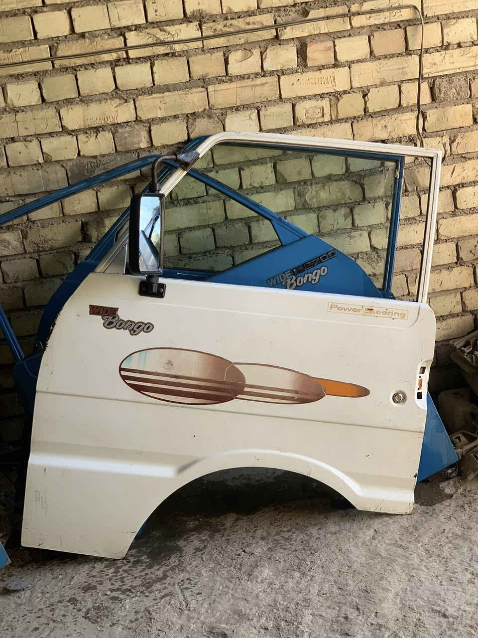 بيبان حاويه للبيع***********
