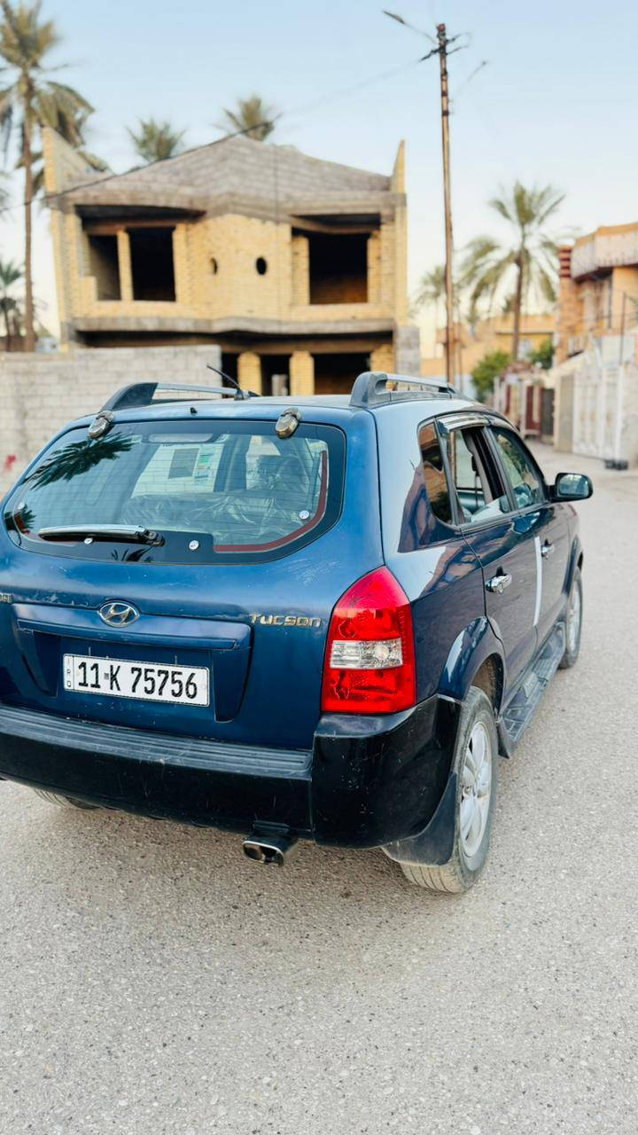 توسان 2008 رقم بغداد بسمي رقم انكليزي الجديد بيها فقط قطعتين صبغ بدون دواخل شاشه محرك 4 سلندر دوش مكفول سعر 112 بيها مجال ***********
