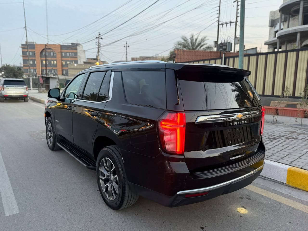 سلام عليكم عندي شوفرليت تاهو موديل 2021 داخل جديد داخله بكتاب دبلوماسي تترقم حره بسم المشتري مواصفاته LT مواصفات كشنات جلد كشنات كهربائيه كشنات منفصله بصمه شاشه كار بلي بنوراما ويل كب حجم 18 بلاك كامرات عدد5 مري اشاره مري رادار مري كامره مري شفط سايد بريك بصمه صندوك كهربائي تشغيل عن بعد دوسات بلاك شحن الهاتف تلقائي مواصفاته فول 1/1 مكفوله كفاله عامه بدون حادث بدون غرق صور امريكا بلمنشور رايده 440 وبيه مجال وهاذه رقمي *********** اخوان ممتواجد عله الفيس
