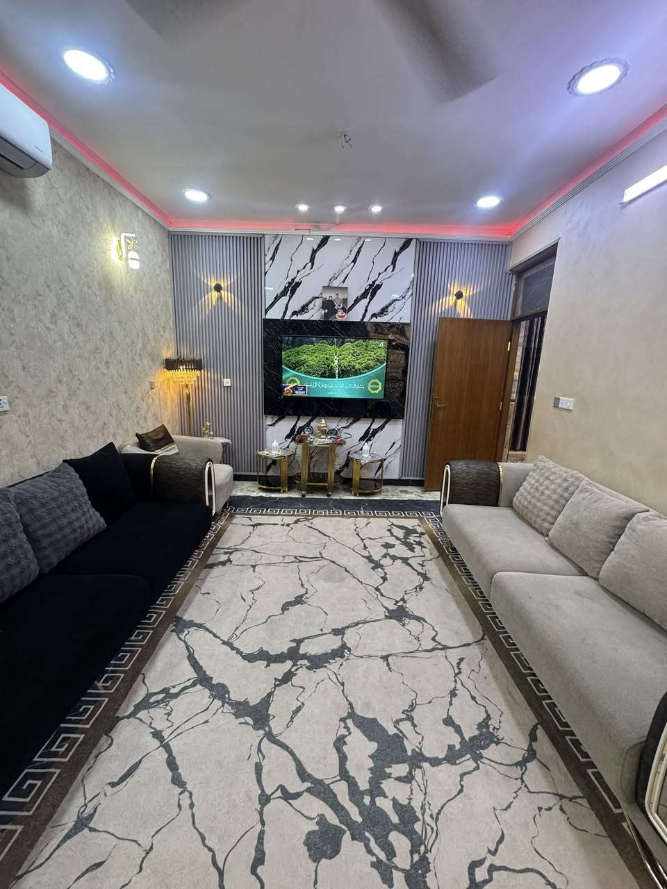 سلام عليكم
للبيع دار زراعي طابق واحد ركن ع شارعين مقابيل الاعداديه يبعد ع طابو 100 متر البيت متعوب عليه كلش ومرتب

يصلح للاسثمار ب مشتملين الشراي يتصل وافهمه 

ملاحظه اني مكلف ب نشر الشراي يتصل ع رقم ابو مومل

للاستفسار اكثر / ‭  0771 778 4823‬
