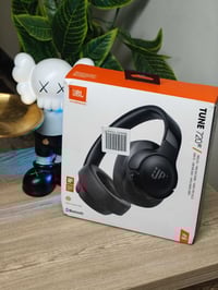 JBL TUNE 720Bt جديد مفتوح للفحص كامل ملحقات فقط الكارتونة الداخلية نقص...