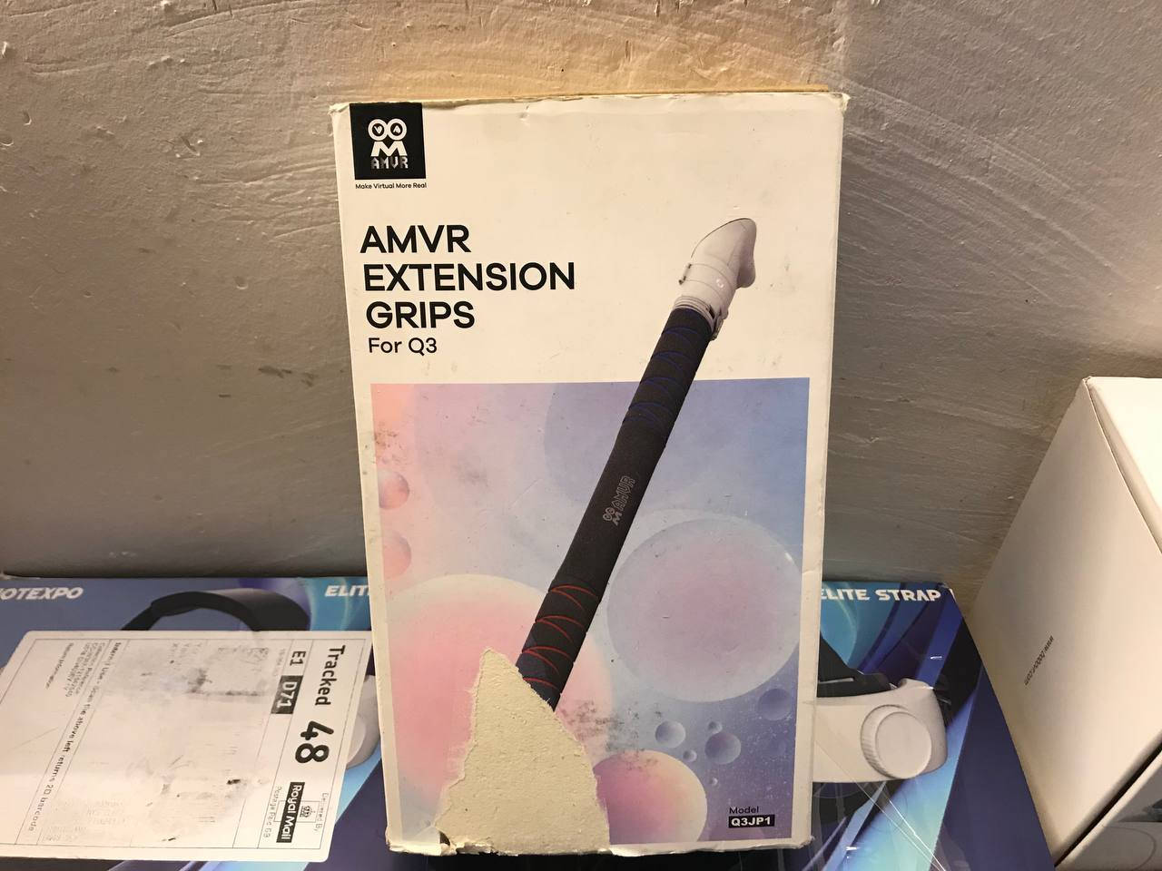 ملحقات vr
- سترابات كويست ٣ و ٣س
كلش مرتبات و بطارية مرتبة
سعر 20

- كفرات :
_كفر لعبة Beat saber الحمرة
أشهر لعبة vr سعر كفر 15

_كفر شامل ( بيسبول - تنس - Beat saber - و بعد كم لعبة) سعر 25

_ كفرات كامله ل جهاز كويست ٣ لون اسود يشمل ( كفرات ل يدات 2 - كفر جلاتين امامي ل جهاز - كفر جلاتين ل وسادة يمنع العرق و يحمي الاسفنج - كفرات ل الكير ٢ - كمامات حماية بشرة كمية كبيرة - لزكات زجاج حماية ل حساسات أمامية و كاميرات)
كل هذول ب سعر 25 الف

 - بطاريات B2 صالحة مع سترابات M3 pro و M2 pro
سعر بطارية مع قاعدة 10 الف و إذا بطاريتين مع قاعدة 15 الف

جويستك كويست 2 تك ايمن نسخة ميتا مو نسخة اوكلس قديمه نضافة 1000% جديدة السعر 50 الف

و موجود خدمة تحميل العاب شكو لعبة ب بالك تنزل ب جهاز إذا تريد تفاصيل راسلني عن خدمة العاب

راسلني و تدلل موجود توصيل جميع محافضات العراق

***********
