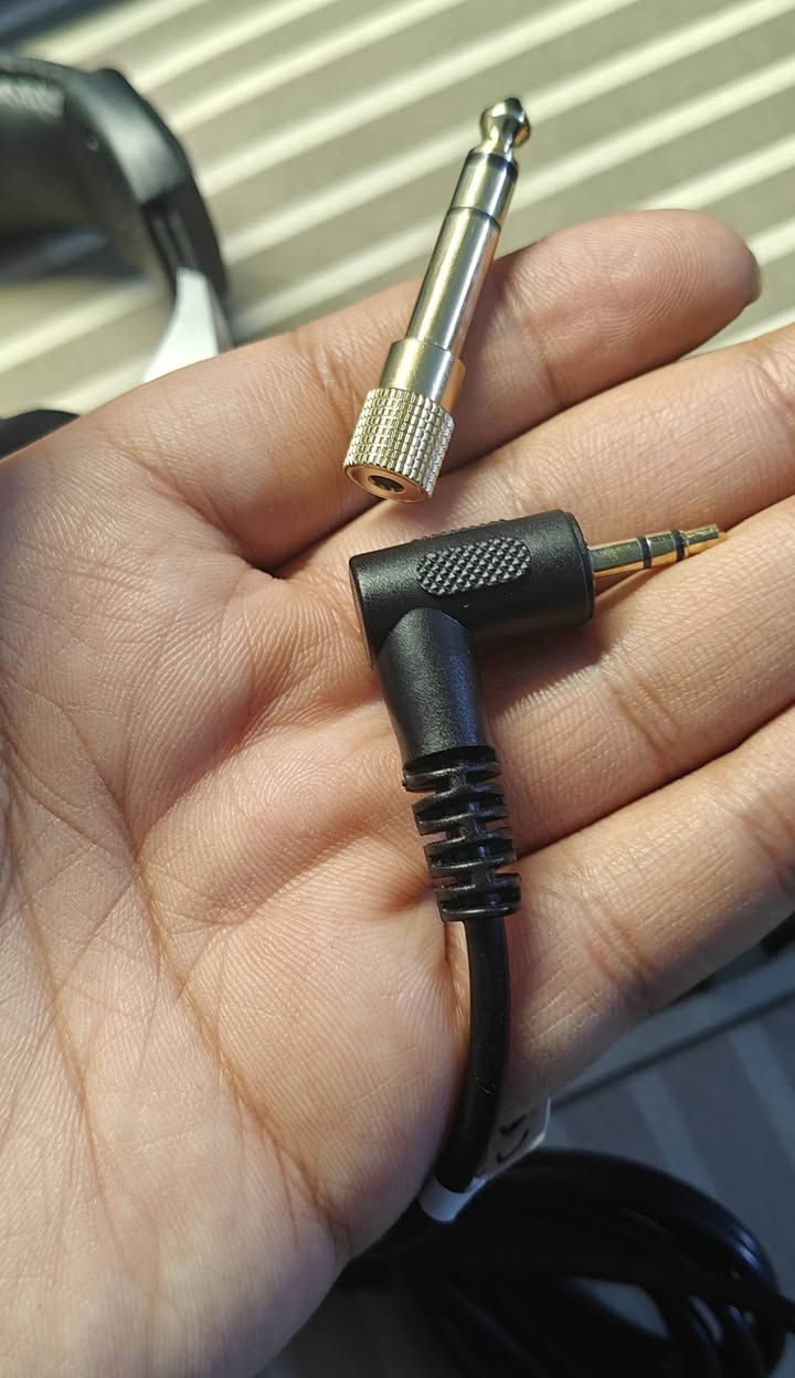 سلام عليكم
Behringer
Ha400 micro amp
Behringer hpm1000
سعر القطعتين 30


**إذا كنت صاحب هذا الإعلان وتريد حذفه لأي سبب، رجاءا أرسل رسالة إلى الدعم الفني**