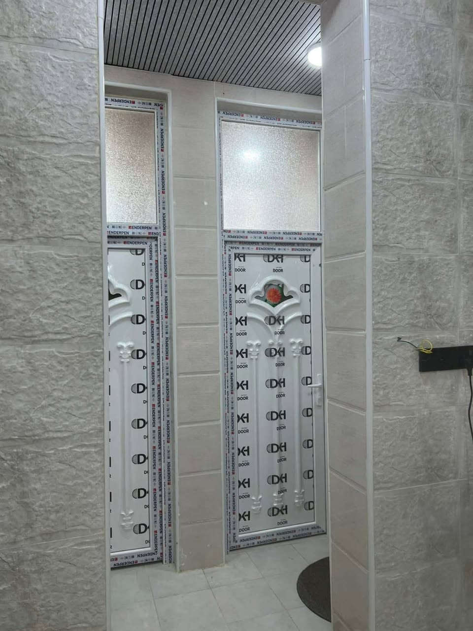 بناء ٢٠٢٦ دار ٢٨٠م حديث طابو زراعي غرفتين نوم
العنوان: بابل الورديه المقاطعة الجديدة مقابل مدرسة مالك الأشتر الابتدائية, سعر مناسب جداً

***********

***********
