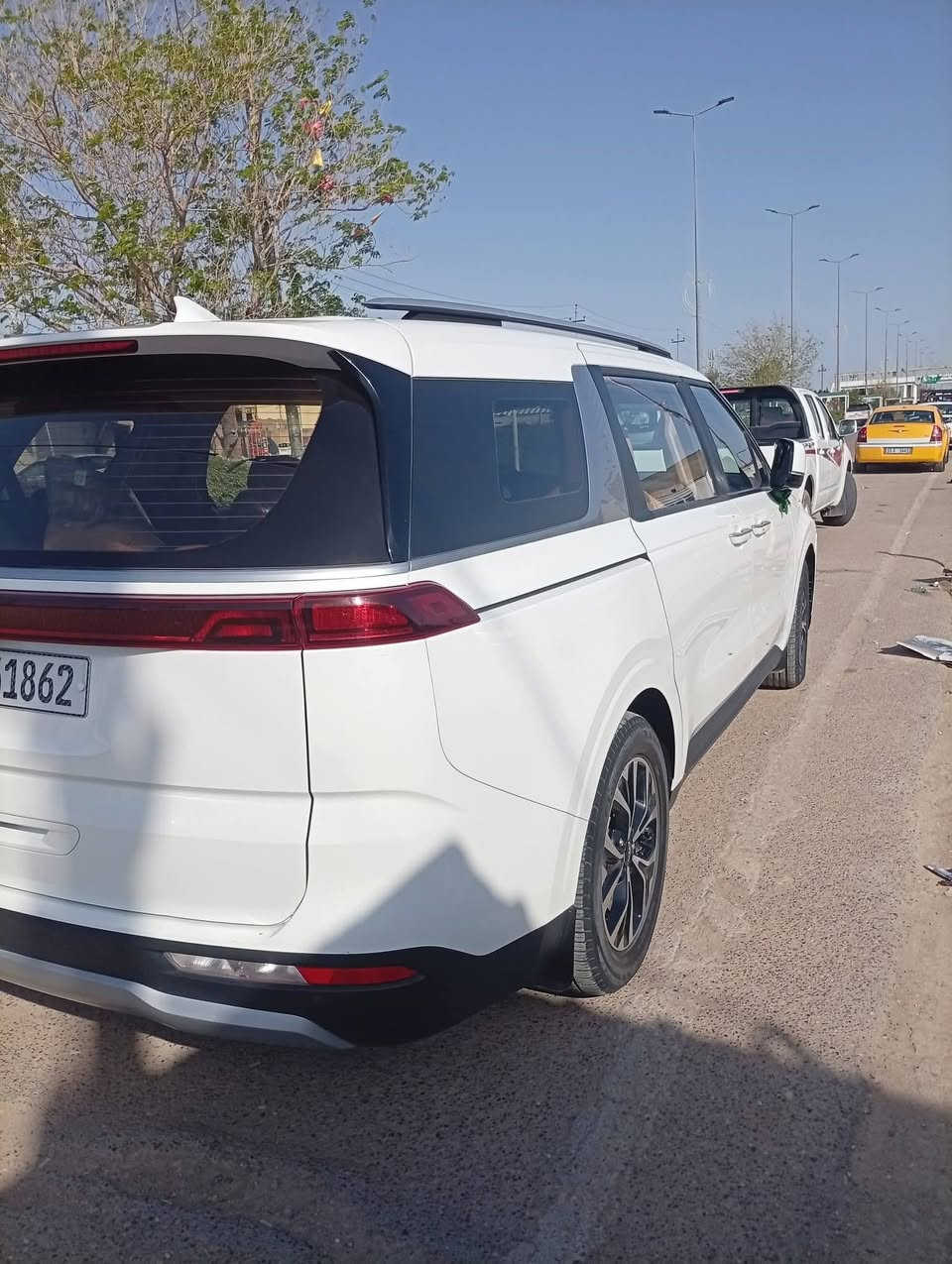 كيا كرنفال كفالة عامه 2023
غاز وبانزين بغداد بسمي 10راكب محرك 3500 
شاشات 2 وحده شاشه اعطال والثانية موسيقية 
كير 8 سرعات كشنات جلد وتدفئه وتبريد بالكشن الامامي والخلفي 
تدفئه سترن 
5وضعيات قياده
3قطع تبريد 
اوتو هولود والى الخ....
السعر 285 او مراوس
للاستفسار *********** بي واتساب
