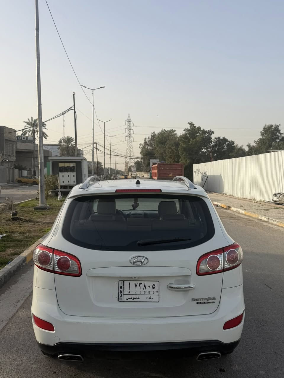 السلام عليكم
سنتافيا 2011 خليجي مكفوله عدا شويه صبغ جوا الرقم الخلفي كد شبرين مكينة ٦سلندر ٧راكب فور ويل 
السيارة فول مواصفات 
بصمة تشغيل
بصمة أبواب 
فتحه 
تحكم أستيران جهتين 
مري شفط 
اشاير بالمري 
كشنات كهرباء 
ومواصفات السنتافيا المعروفه 
السياره جاهزه بدون اي نقص تخم تاير جديد صدر امامي خلفي جديد مكينه وكير مكفولات رقم بغداد تحويل ثاني يوم 
السعر ١٥٧ وبيها مجال 
رقمي ***********
