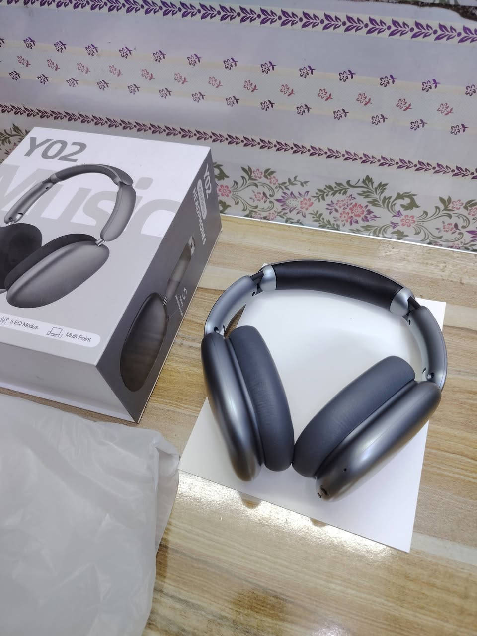 سماعات راس Y02 بخاصية الغاء الضوضاء النشطة، بطارية 60 ساعة، 5 اوضاع موسيقى معادل الصوت، صوت عالي الدقة، باس عميق، سماعة بلوتوث 5.4 لاسلكية قابلة للطي، وسائد اذن جلدية جيدة التهوية (رمادي) موضحة بالصور السعر 20 الف للطلب او الاستفسار التواصل عبر رسائل الصفحة متوفر توصيل بغداد ومحافظات 👍 #تابع_الصفحة_يوصلك_كلشي_جديد


**إذا كنت صاحب هذا الإعلان وتريد حذفه لأي سبب، رجاءا أرسل رسالة إلى الدعم الفني**