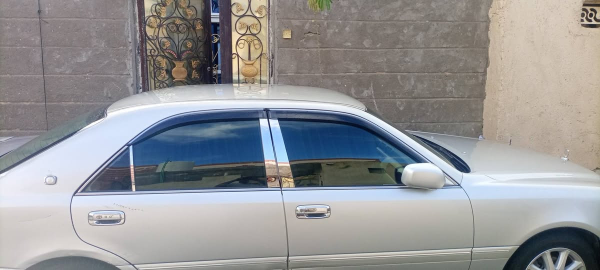 السلام عليكم شركه للبيع 2001 رقم انجليزي نجف باسمي شاصه 75 ماكينه سي 9 سياره فول بطن تبريد خلفيه ثلاجه تحكم ستيرن بيها كفر خلفه فقط مكاني نجف ***********
