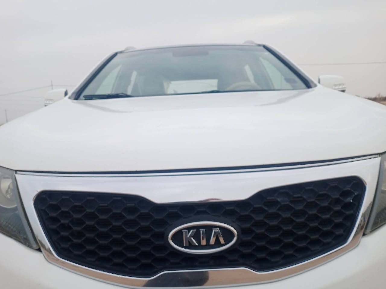 سلام عليكم من رخصه الدمن سورنتو للبيع موديل 2012سته 6سلندر سبعه7 راكب ثلاث3 قطع تبريد  فول مواصفات بنورامه سياره كفاله عامه كفاله عامه جاهزه وحلوه الستفسار خاص  ‏‪***********‬‏
