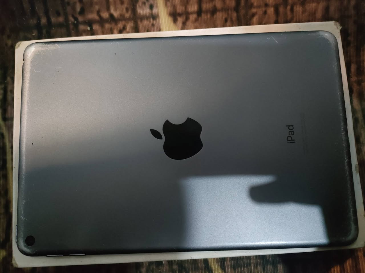 ايباد مني فايف 

ذاكره 64 ببجي 60 فريم معروف المني بالالعاب سريع كلش 

شاشته نضيفه كلش مابيها ولا زلغ 

غراضه كامله  . كارتونه أو شاحنه

عنواني / الناصرية مركز 

السعر : قيم أو أخذ . 

مستعجل ع بيع . رقمي متواجد ع واتس : ***********
