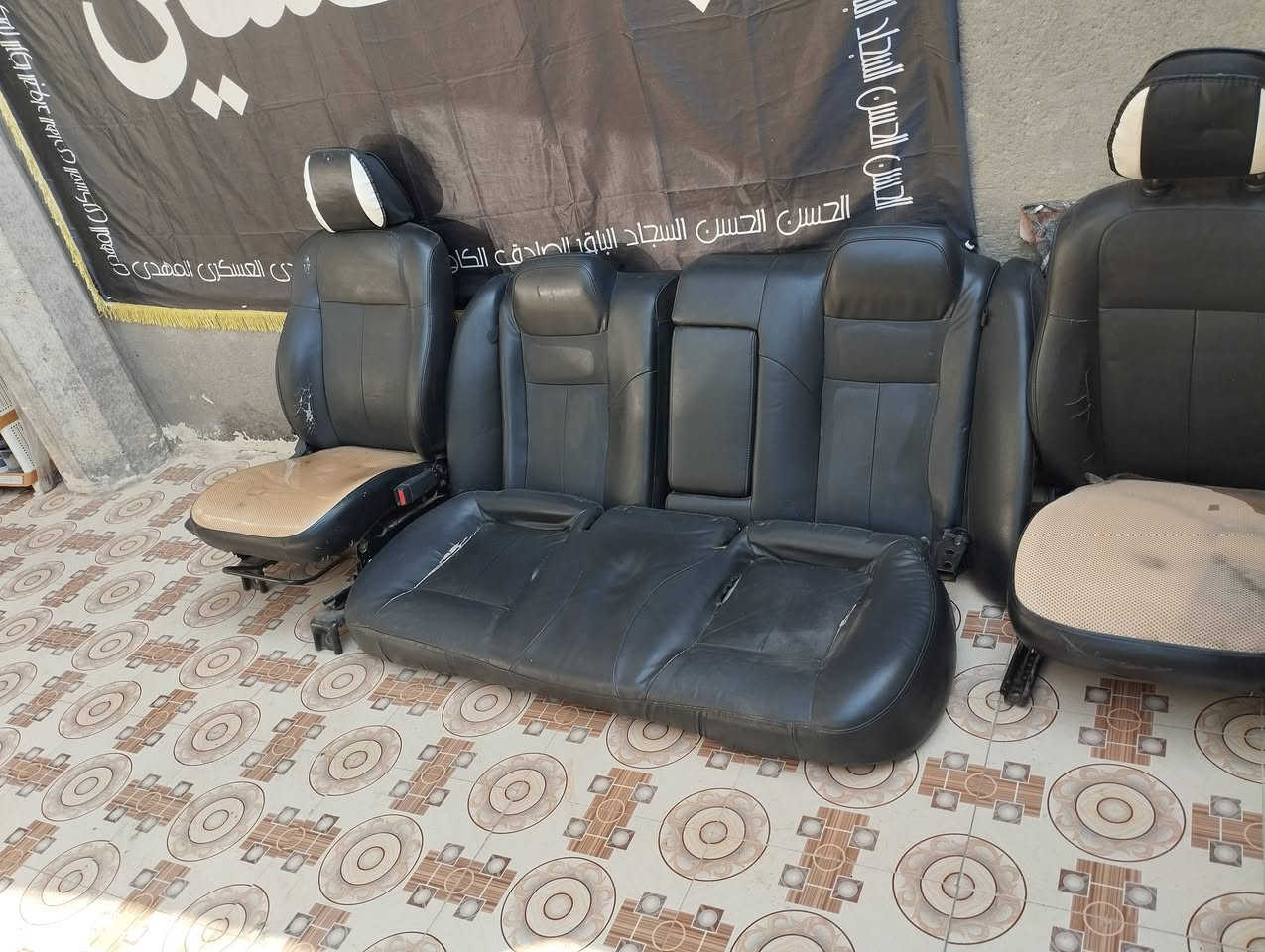 السلام عليكم كشنات اوباما عشره
+حصان الي با نص + ابطاين ٤ للبيع
رقم الهاتف ***********
