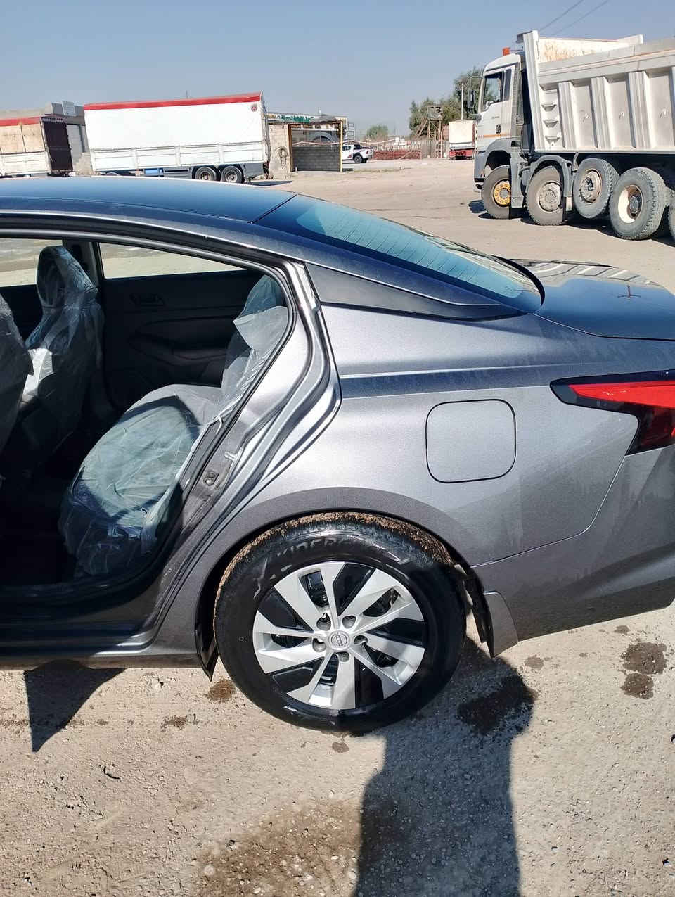 مكلف بالنشر رقم البائع ***********
التيما موديل 2024

وارد أمريكي
ماشي12 الف مايل
موصفات S معروفه
رقم شاصي موجود منشورات
حادث سياره فقط بنيد وشويه بارد بالجامرلغ يعني قطعة وحدة 
الباقي كله بلادي
سياره بدون قطره دواخل
لون نفطي 
أيرباك ستيرن سيستم شريكه
السعر 173بيه مجال 
السياره مرقم ديالى
