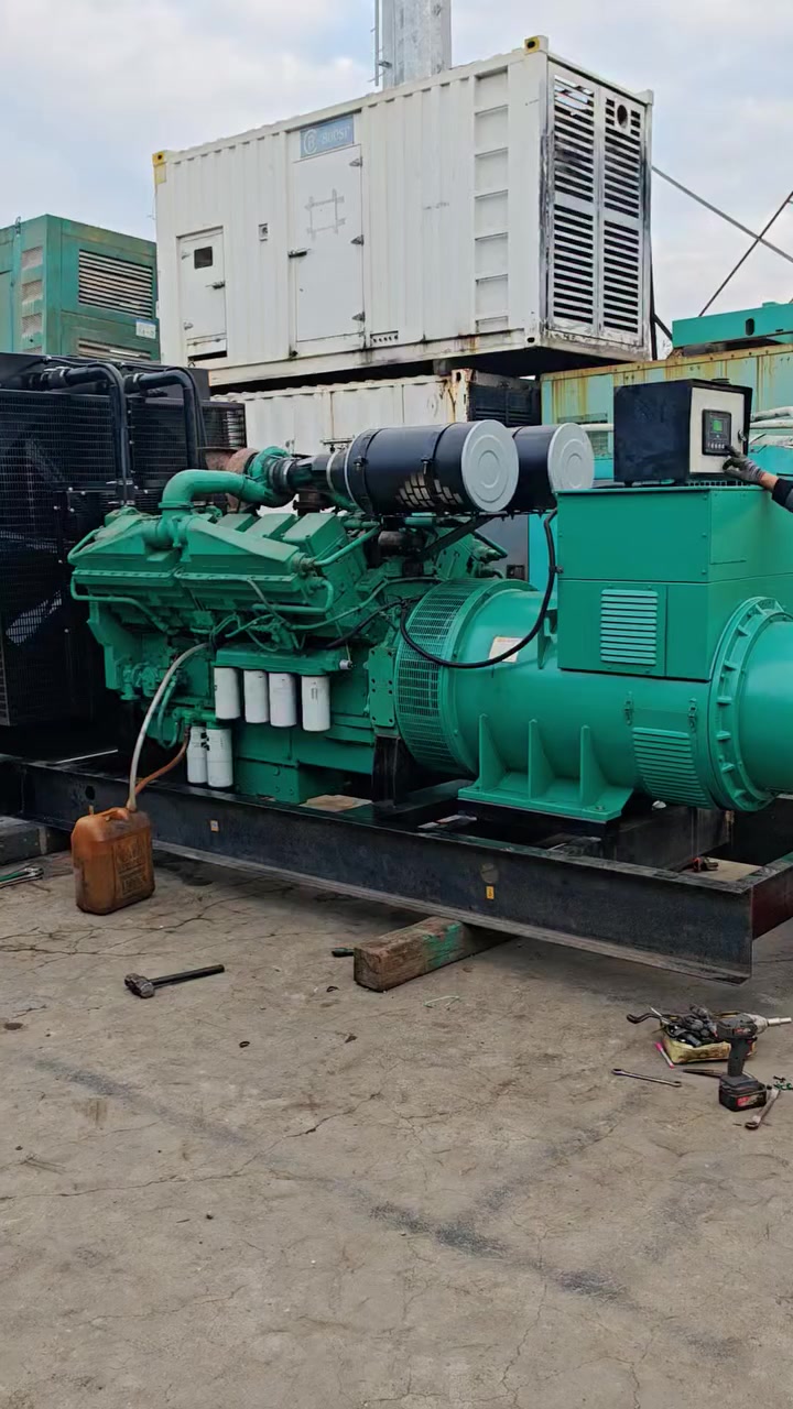 Used generator
Model: Cummins KTA38-G5
Power:1000KVA
Voltage: 230/400V
Frequency: 50HZ
If you need this generator set, please contact me. Thank you.
Whatsapp:+8613113275793
Wechat:+8613113275793


**إذا كنت صاحب هذا الإعلان وتريد حذفه لأي سبب، رجاءا أرسل رسالة إلى الدعم الفني**