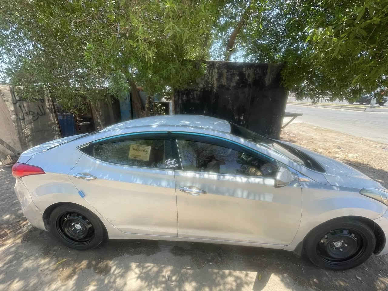 النتر ٢٠١٢ خليجي مكينه ١٦٠٠ للبيع أو مراوس سياره كير مكينه تبريد ع شرط برغي ماعايزه بيه ٣قطع صبغ بدون دواخل  مكانه نجف سعر ٨٢وبيها مجال ***********
