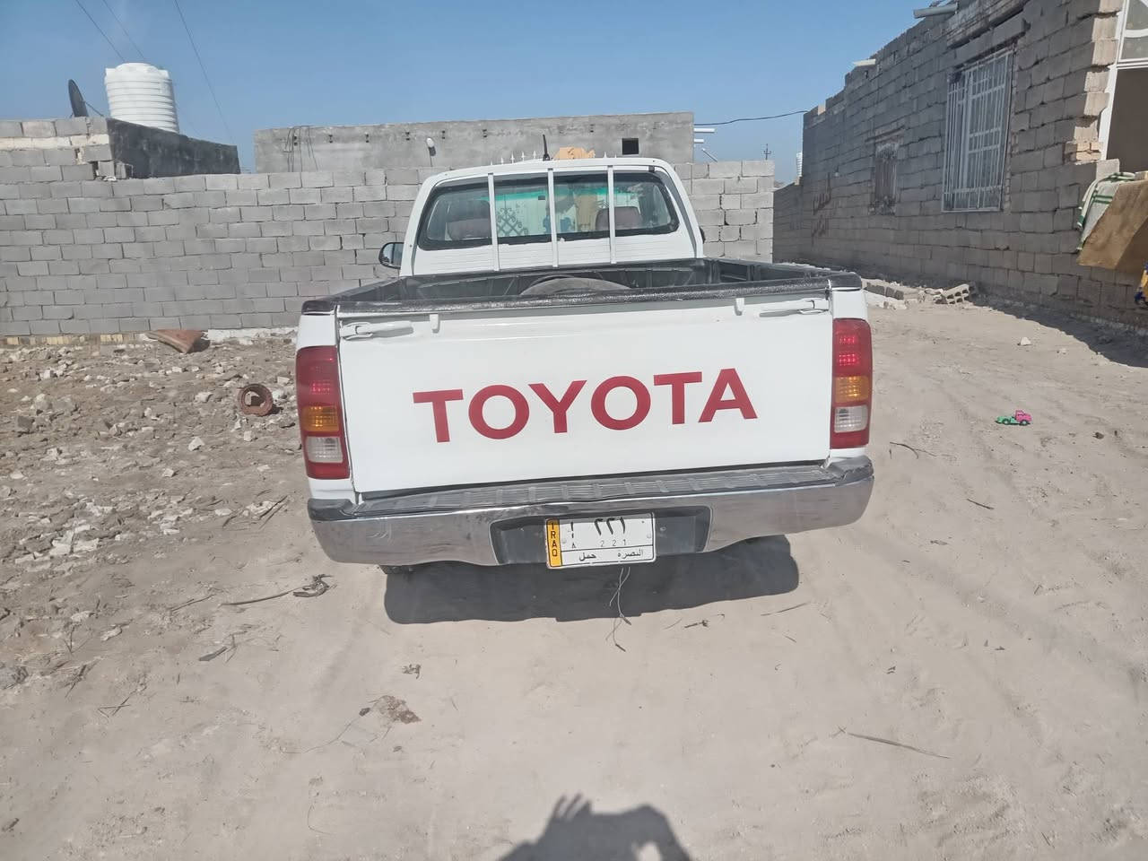 السلام عليكم ورحمة الله وبركاته فلاونره للبيع موديل 2006 السعر  85 وبيه مجال للشراي ***********
