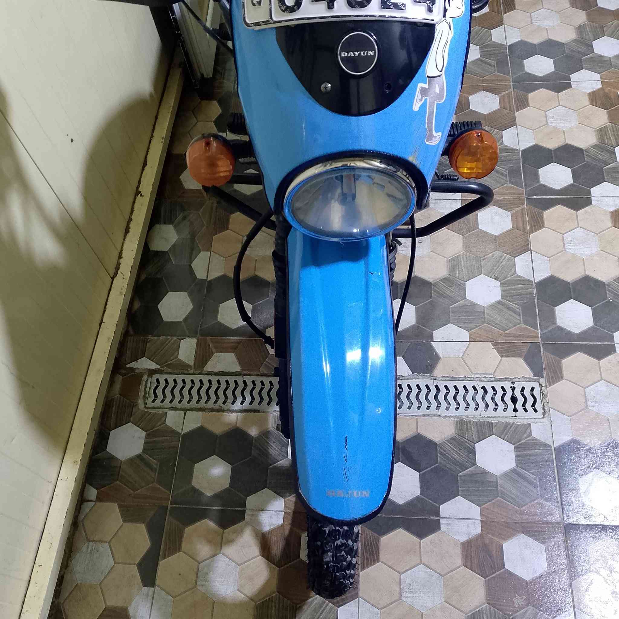 سلام عليكم دايوان مديل 23  مكينه 200ccرقم انكليزي بغداد تحويل شوكت ميعجبك اي نقص مابيه عليه صندوك فايبر كلس ثنين جعب مالته بلاديات يشتغلن ويه الصطابكسل عليه كامره تسجيل فور كي استاند جهاز زوج بلوجكتر بومه اصلي الدراجه خير من الله
السعر مليونين 500 رقم الهاتف ***********
متواجد فيس وتساب
