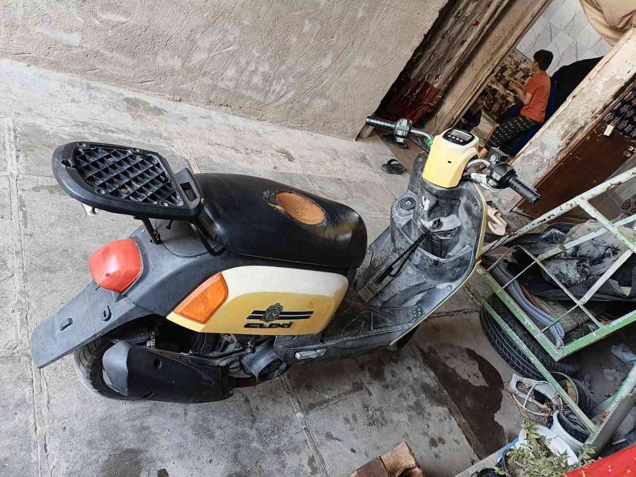 بوليسي للبيع بلاديه دراجه حلوه وخير من الله سلف هندر كله نكره كامله مكلمه كبل لشارع مكينه مفتوحه  تخبل وناعمه ماتسمع صوت اله صدره حلو  تايرات جلاتين جدد بريك خلفي بلمكان مكاني بغداد مدينه الصدر سعر 550وبيه مجال استفسار ***********
