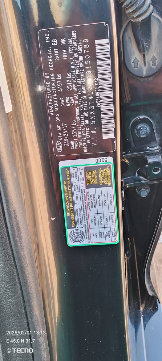 السلام عليكم للبيع سياره كيا اوبتيما موديل 2017 وارد امريكي محرك 2400 GDi السياره بسمي رقم نكليزي قادسيه مداور ثاني يوم يمته ما تريد حادث 2 بيبان مبدلات ومصبوغات المكان الديوانية قضاه الحمزة الشرقي السعر 130 وبيه مجال الاستفسار الاتصال على رقم ***********
***********
