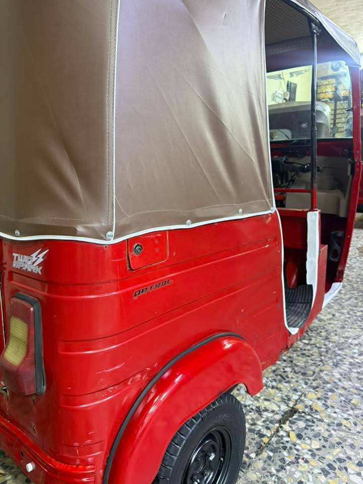 السلام عليكم تكتك موديل 2018 شهر 6 اوراق المصطفى كاملات كهربائيات كله شغاله مكينه لا تنقيص ولا تبخير مكاني الكماليه رقمي (***********) السعر 3500
