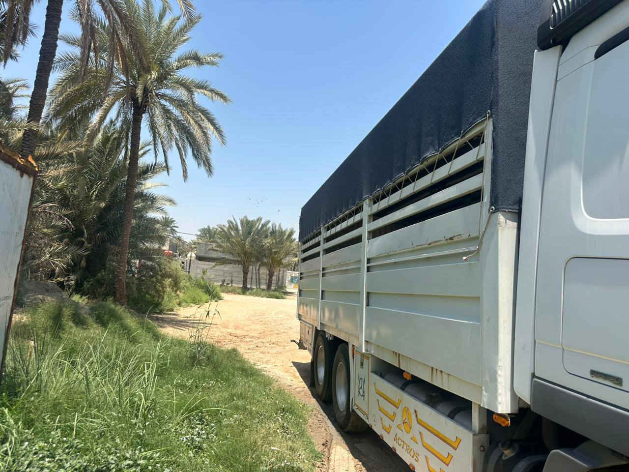 السلام عليكم بدي جرف للبيع جاهز كبل للشغل
هوة والكهربائيات والچادر بس تشدة وتتوكل على الله 
بريس 450
الطول 730
الارتفاع 240
‏‪***********‬‏
العنوان طويريج
