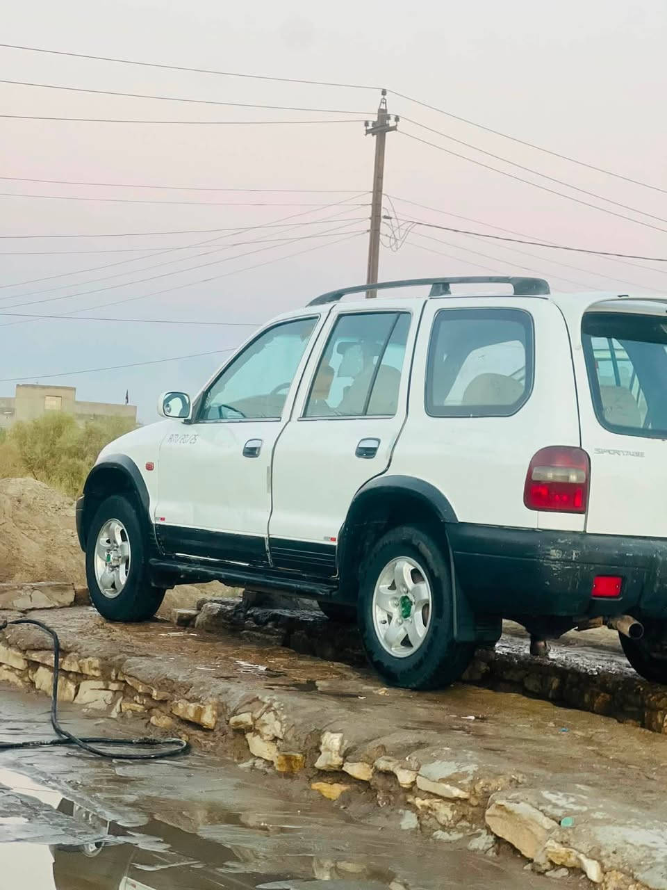 للبيع سبورتج موديل 2002رقم انكليزي مشروع وطني مداور ثاني يوم ***********

