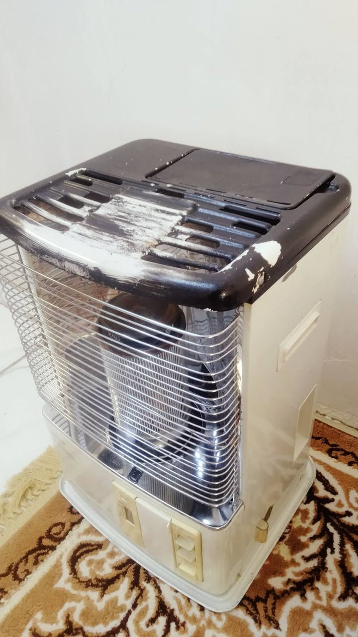 السلام عليكم صوبه يابانية للبيع نظيفه عايزه قبق مال خزان او فتيله السعر 30 فقل ***********
