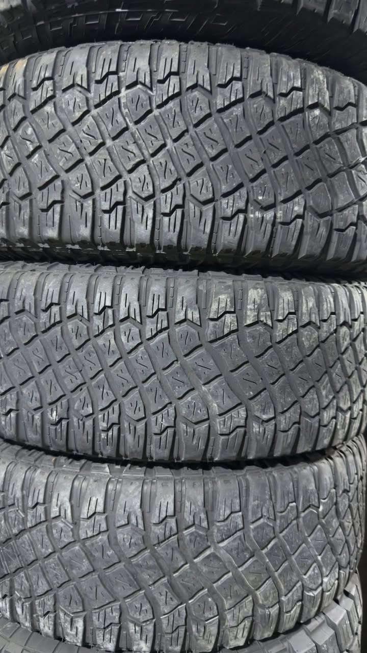 السلام عليكم متوفر اطارات حجري خشن حجم 17/70/315و17/70/305و17/70/285 كله نظيف وماركات 
مجمع علي طالب لتجاره الاطارات
البصره شارع التجاري
***********
