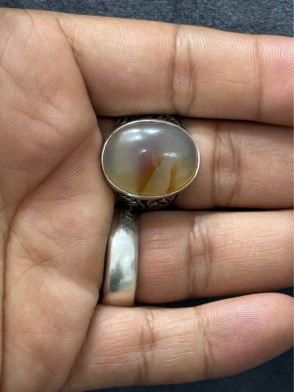 اللهم صل على محمد وال محمد 
خاتم عقيق يماني 
قطعه جميله ملبوسها روعه
مصاغ يدوي فضه عيار 925
مقاس الخاتم يلبس 23/24
يوجد توصيل كافة المحافضات البصرة, العراق


**إذا كنت صاحب هذا الإعلان وتريد حذفه لأي سبب، رجاءا أرسل رسالة إلى الدعم الفني**