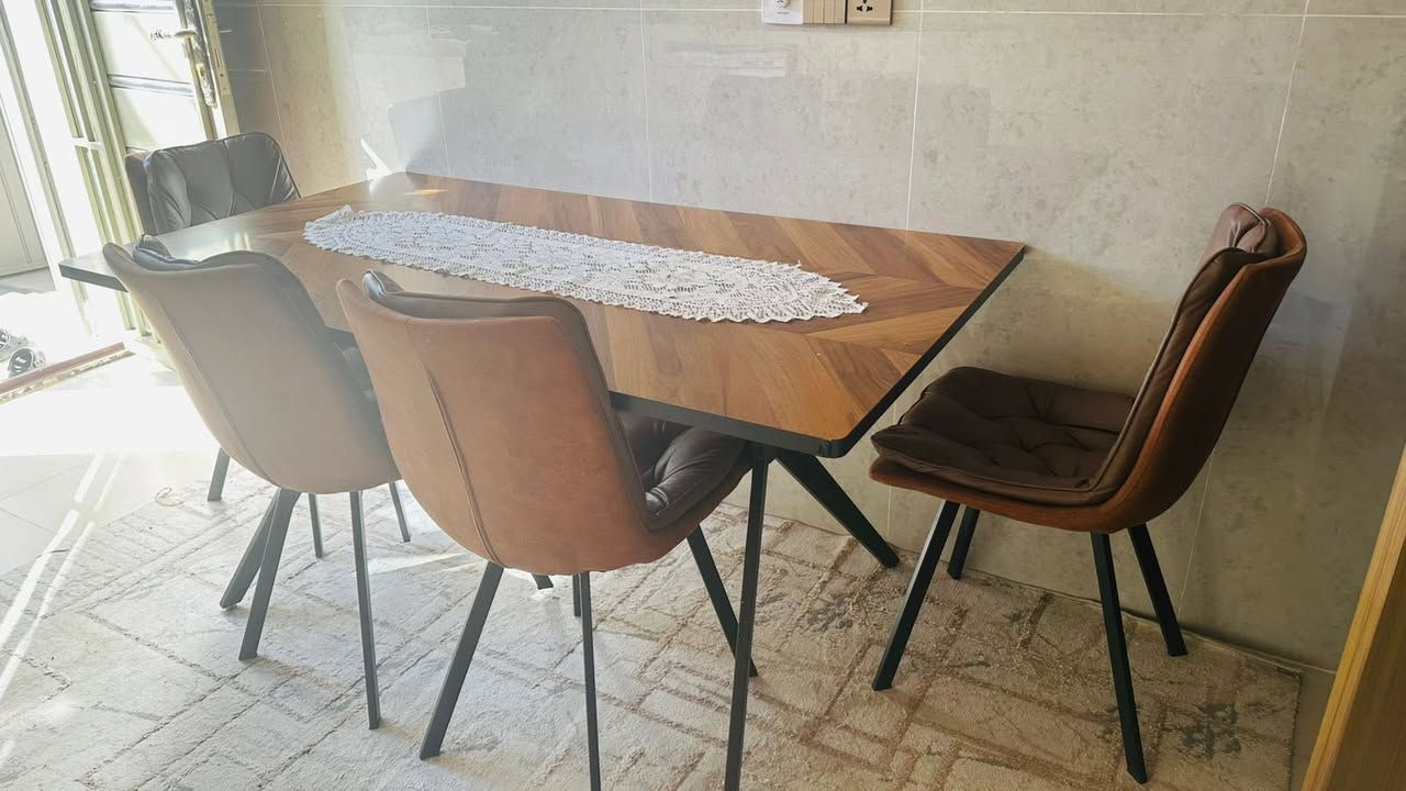 عندي ميز طعام خشب تركي 6 كراسي وجزامه ماخذهم من عطاء الوارث رايدهم ب 500 مكاني كربلاء عون قرب مدينة سيد الاوصياء اذا اكو شراي يتفضل خاص


**إذا كنت صاحب هذا الإعلان وتريد حذفه لأي سبب، رجاءا أرسل رسالة إلى الدعم الفني**