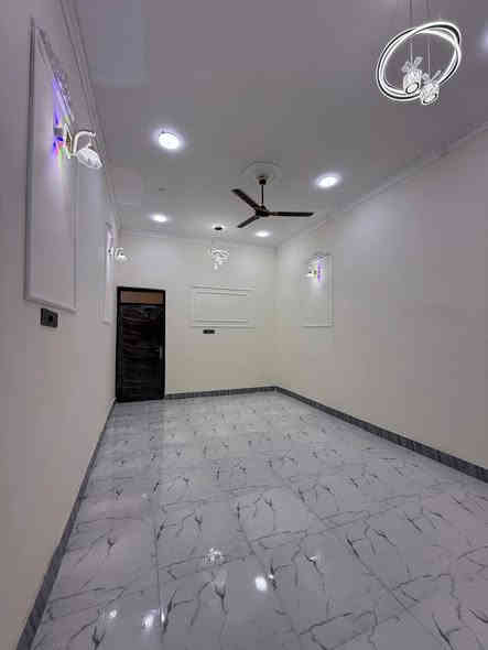 بسم ألله ألرحمىن ألرحيم
أسعد ألله أوقاتكم بكل خير 🌹
اللاستفسار : ***********

توفر : دار سكن للبيع ⚡
جمال ونزاكه ودقه بلعمل 
بناء حديث سنه 2025 😍
ألمساحه : 250 م
على شارع 10 م تبليط
بيت فارغ جاهز للسكن
تستلم بيتك عد لمكاتبه
جميع لخدمات متوفره 👍
ماء + كهرباء + مجاري
نوع العقار : طابو ملك صرف
زراعي بأسم عراقي سند 25

محتويات ألبيت ⬇️
كراج سياره
دوانيه
صاله كبيره
غرف نوم عدد 3 
مطبخ حار بارد
حديقه جانب لبيت
مجمع صحيات داخلي + خارجي

الموقع راقي
البصرة محوله زهير 
يبعد مسافه 700 م
عن طريق داخلي سايدين

كل هاذ جمال وترتيب 
سعر 137 مليون وبي مجال
اللاستفسار : ***********
