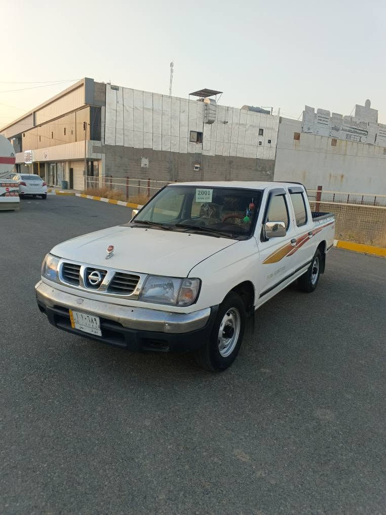 نیسان مۆدێل 2001 مەکینە بەخاخ 
چوارجام کارەبا ناوسور دەبڵ گێچ
تەبرید ساردو گەرم ئیشەکات 
چوارتایەی تازەیە دەعم و لێدراوی نیە 
ڕەقەم ئەسڵیە ساحێب سەنەوی دیارنیە 
ئەوەلیاتی بەشەرتە سەنەوی پلاستیکە 
شوێن چەمچەماڵ 
سعری:58گڵا
ژم:*********** السليمانية, العراق

