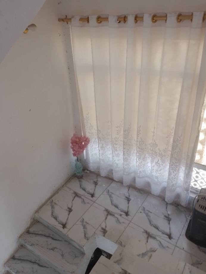 بيت للبيع 140م طابو صرف ركن على شارعين طابقين مسلح  جديد بأور الثانيه مطلوب للاسكان 67 للاستفسار*********** بيه واتساب
