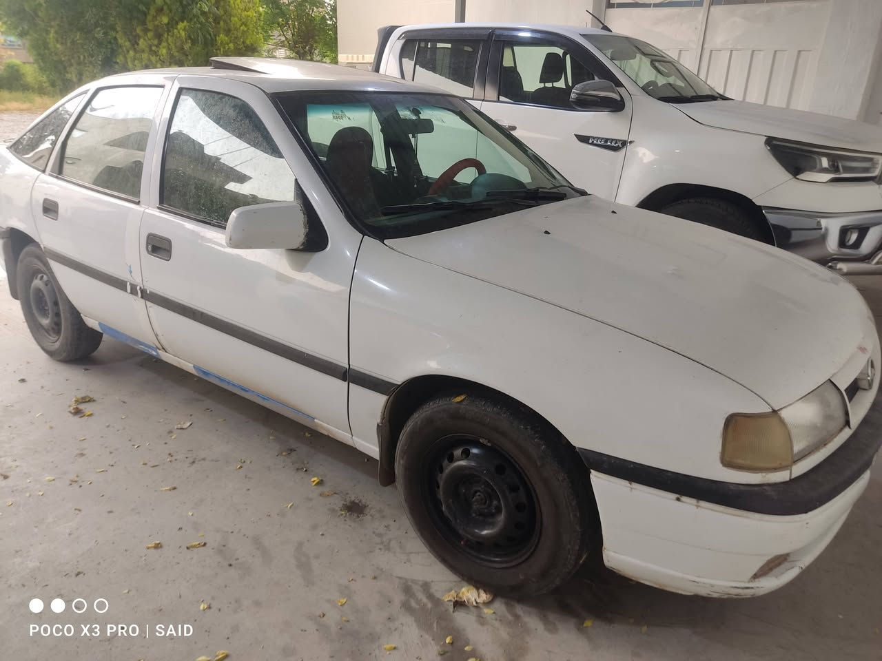 ڤیکترا  ١٨  مۆدێل ١٩٩٤ سلایت  بۆ فرۆشتن   ٣٥ و مجال  ***********
