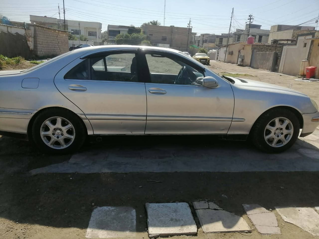 السلام عليكم مرسيدس مكفوله باب طويل ٢٠٠٢
محرك جديد حداديه جديده كهربائيات كله تبديل جوينات راديتر وفريز جديد لحد الان ماشاحنه غاز كمبريير جديد ويل ١٦ بلادي تخم تاير جديد سياره ماناقصه شي عوزها شغلات بسيطه كلش  السعر ٩٠ وبيها مجال مكاني بابل ***********
