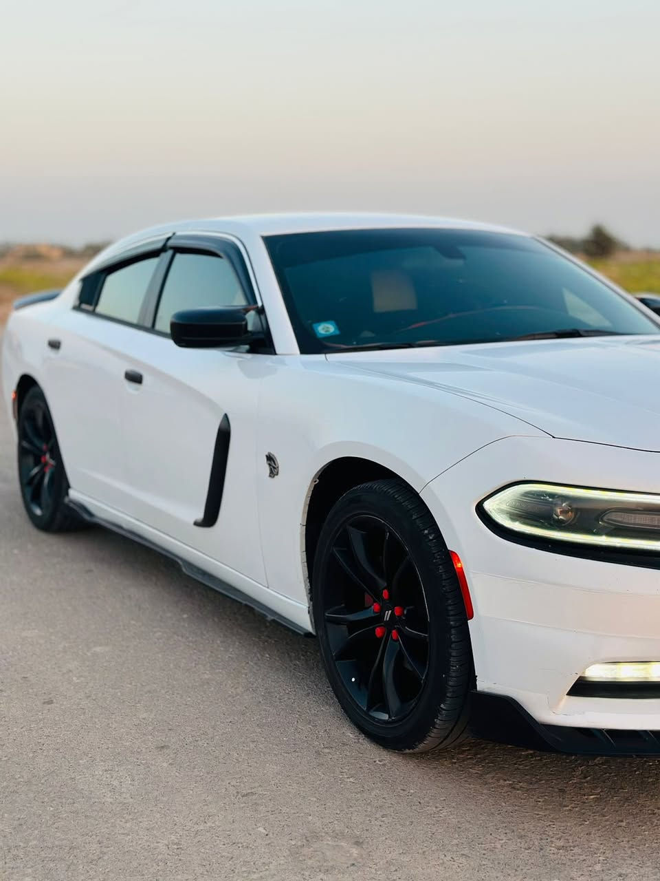 السلام عليكم
دوج جارجر SXT 
مديل 2018
سياره جاهزه 
وصور حادث بلمنشو
لسياره ستخدام شخصي
سعر207$بيهه مجال قليل 
لاستفسار ع رقم ***********
مامتواجد ع فيس 
مكان لسياره  بابل القاسم ع
