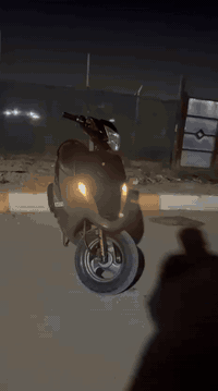 السلام عليكم شباب دراجه ماڪس عدله الدراجه صارله 19 يوم من طلعت من الرمبه او الحاويه اول تبديله دهن الها الدراجه ما متعوبه و نضيفه ڪلش ماشيه k13 بس  ما مبدل بيه شي ما عده السيبايه الوره و الأصليه موجوده عندي السعر  مليون وميه وخمسين وبيه مجال كلش قوي وحلو للطيبين للستفسار واتساب علا الرقم

***********
