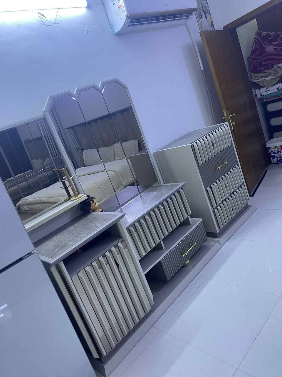 غرفه للبيع سعر البيع مليون وربع قفل مكانها بغداد ماخذيهه ب٤ملاين نضيفه


**إذا كنت صاحب هذا الإعلان وتريد حذفه لأي سبب، رجاءا أرسل رسالة إلى الدعم الفني**