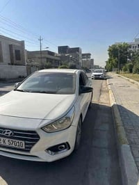 اكسنت 2020 فول مواصفات خليجي  فتحه تحكم ستيرن   شاشه كامره خلفيه تبريد...