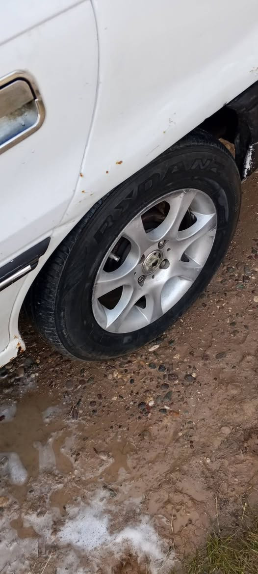 السلام عليكم استرا حجم 18المرغوب،محرك كيروم،ومحرك شرط.رقم.نينوى.مسطره.اني شرعي.كابون.بانزينن
موديل1992.توماتيك.سعر.50.رقم.الموبايل.***********
