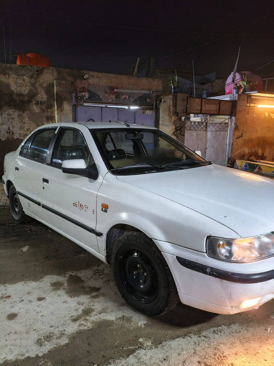 السلام عليك سمند موديل2009 للبيع
بيه بس باب صبغ مكينه وكير  مكفولات وتبريد مكفول وحداديه جديده تخم تأير جديد كهربائيات كلهن شغاله دوشمه جديده غرفته حلوه شوفت عينكم رقم إنكليزي تحويل ثاني يوم لسعر 40وبيه مجال عنوان بغداد مدينه الصدر استفسار ***********
